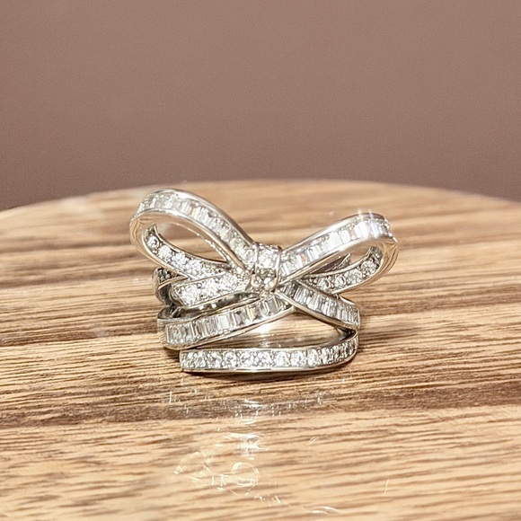 NWOT Costume Bow Ring: Size 7 - Picture 4 of 11